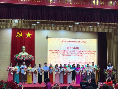 Đồng chí Nguyễn Hoàng Nam thực hiện công tác tại trường TH&THCS Đồng Sơn